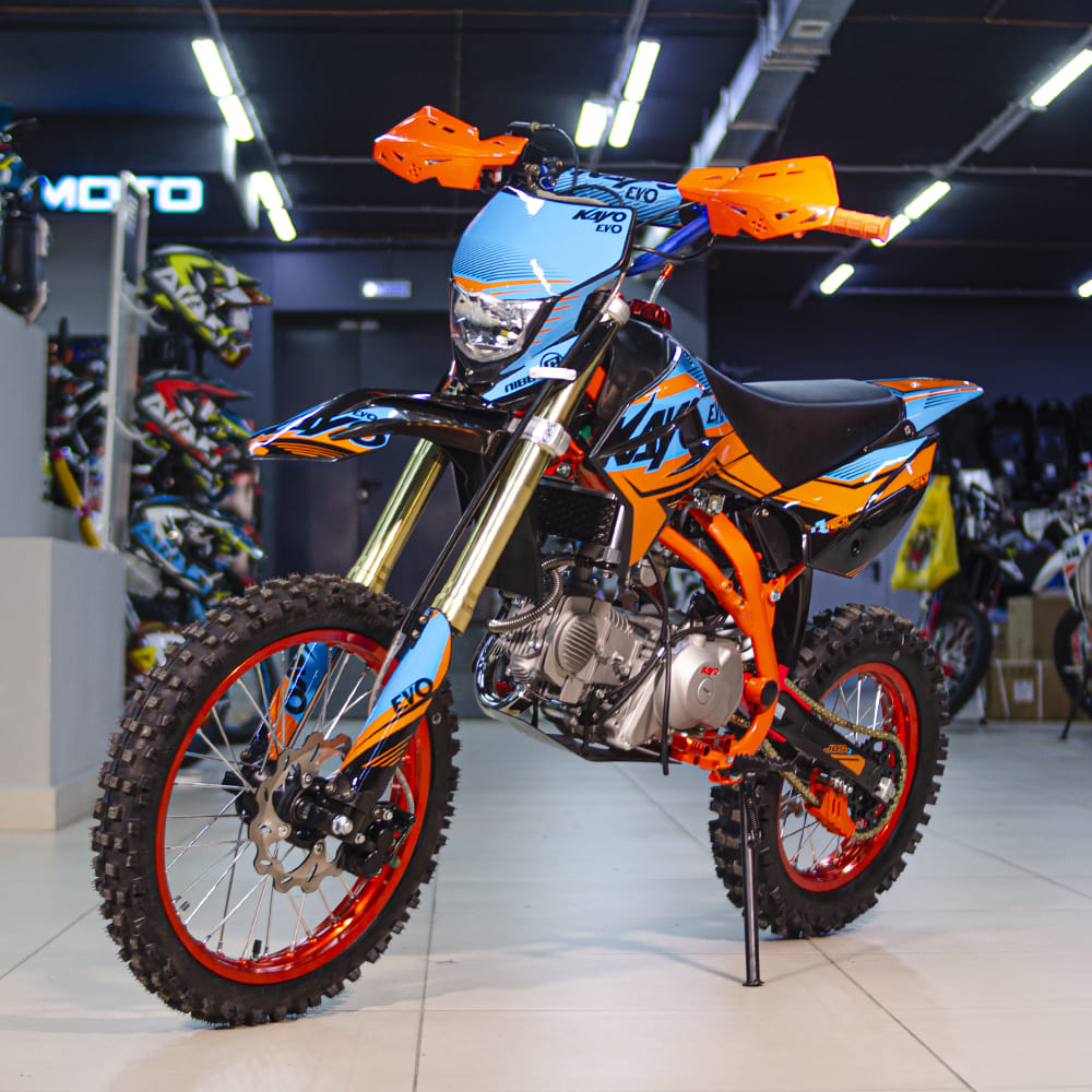 Питбайк KAYO EVOLUTION YX140EM 17/14 KRZ (механ. сцепл., эл. стартер 2022  г.) (заводская упаковка) в Батайске