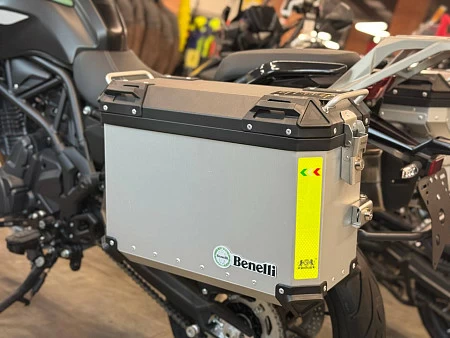 Боковые кофры Benelli 702 (702X) + рамки для крепления кофров